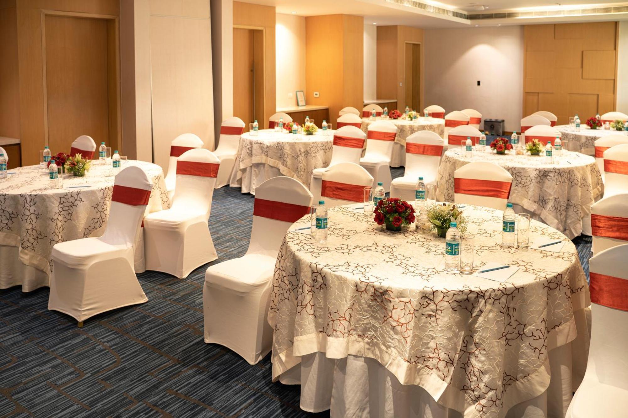 Sheraton Hyderabad Hotel Eksteriør bilde